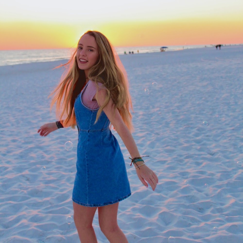 Meet your Posher, Lexi